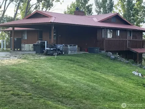 543 Jack Wells Road Bridgeport WA 98813