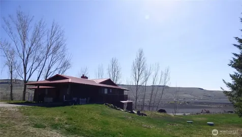543 Jack Wells Road Bridgeport WA 98813