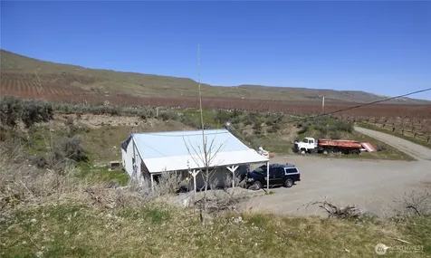 543 Jack Wells Road Bridgeport WA 98813