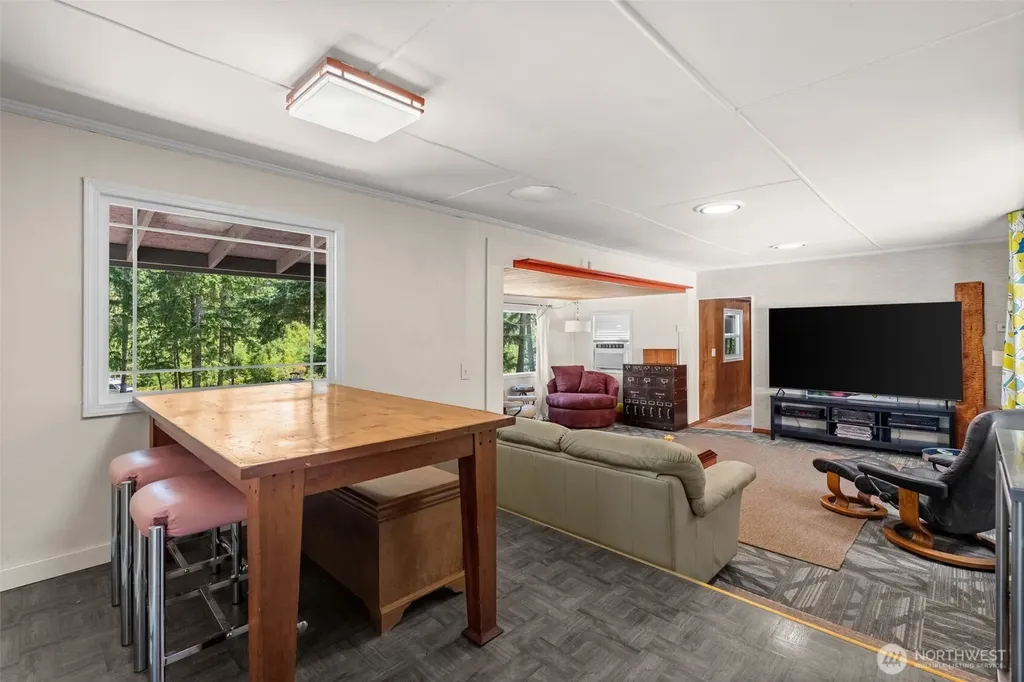 1649 SW Wildwood Road Port Orchard WA 98367