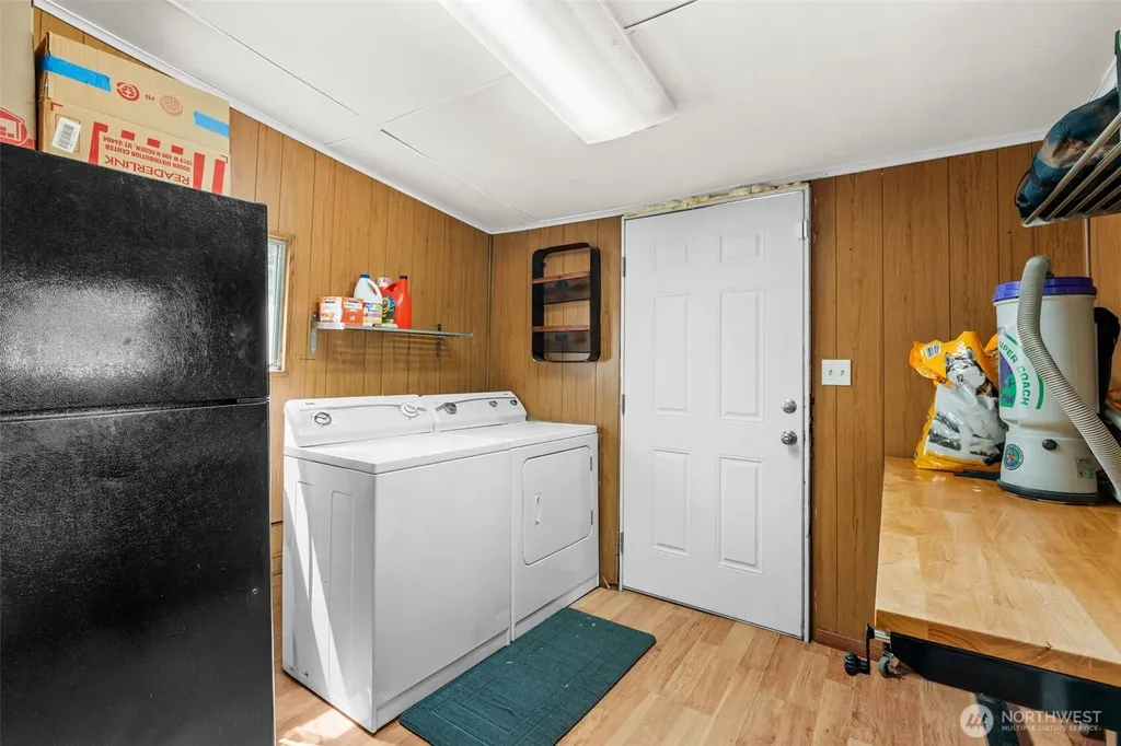 1649 SW Wildwood Road Port Orchard WA 98367