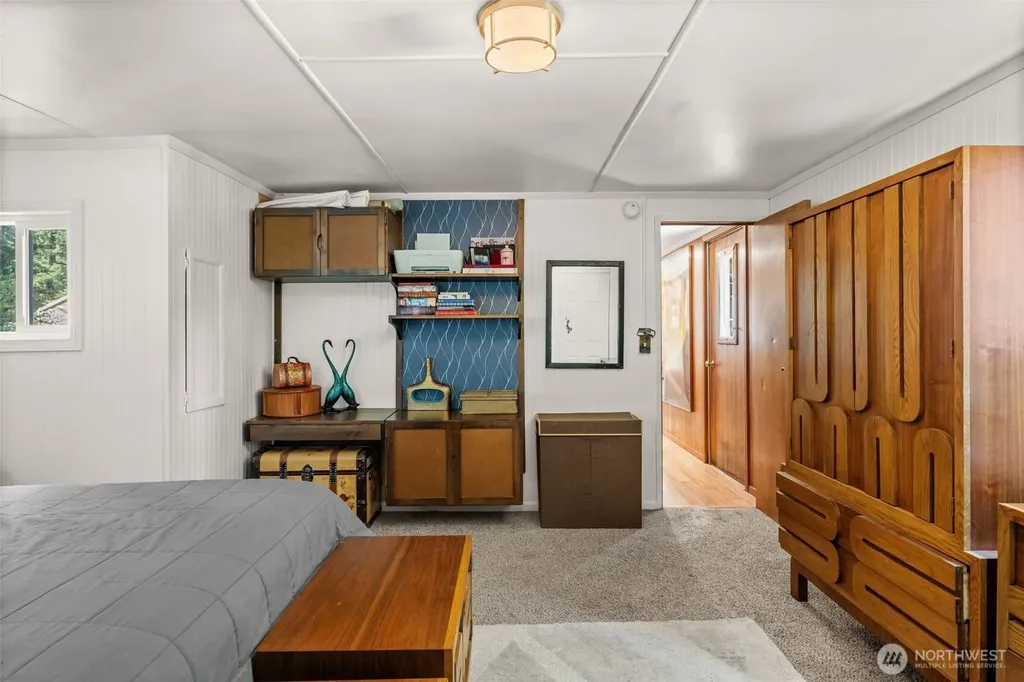 1649 SW Wildwood Road Port Orchard WA 98367