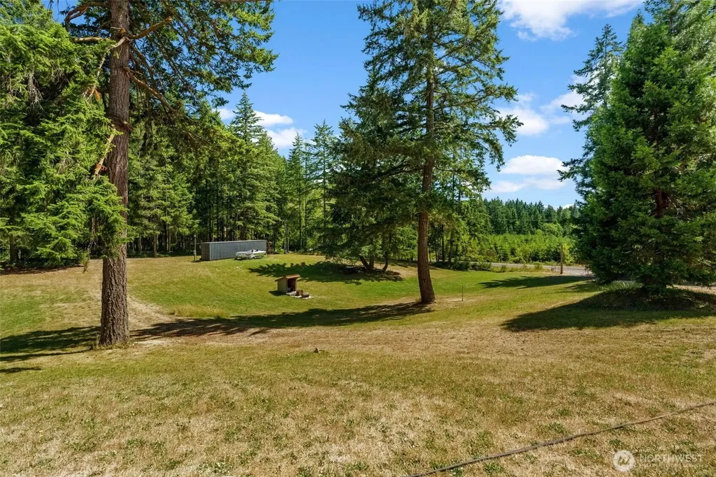 1649 SW Wildwood Road Port Orchard WA 98367