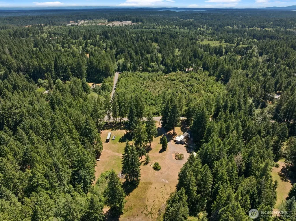 1649 SW Wildwood Road Port Orchard WA 98367