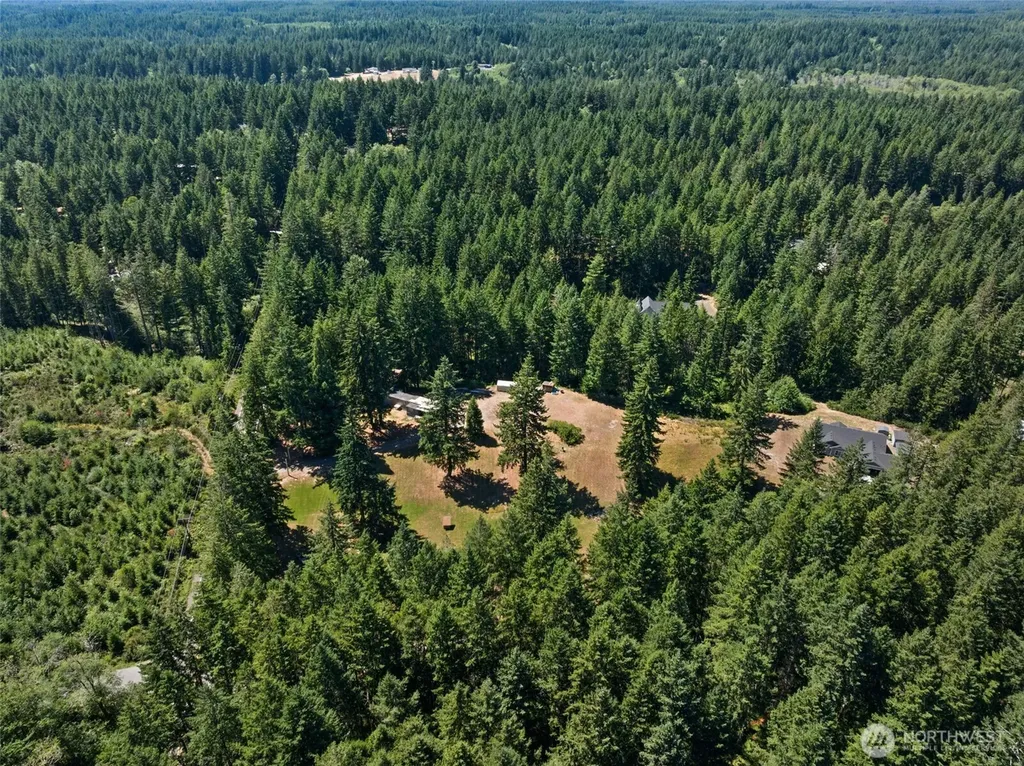 1649 SW Wildwood Road Port Orchard WA 98367