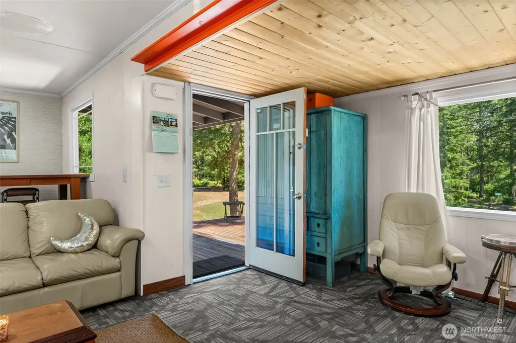 1649 SW Wildwood Road Port Orchard WA 98367