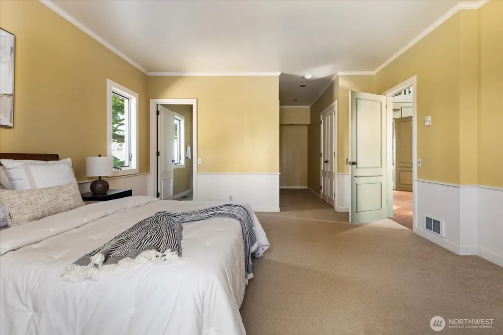 2374 Soundview Drive Langley WA 98260