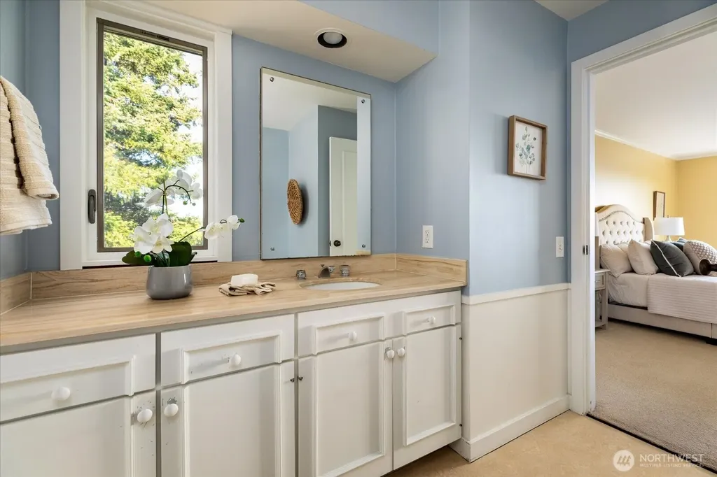 2374 Soundview Drive Langley WA 98260