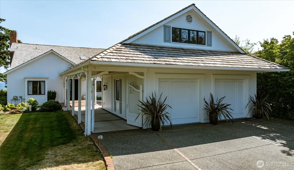 2374 Soundview Drive Langley WA 98260