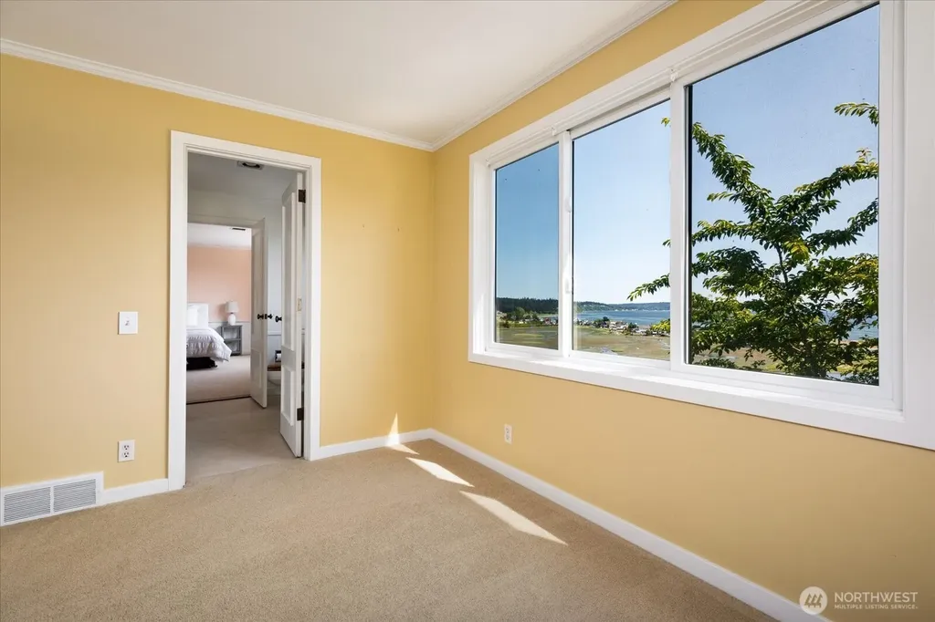2374 Soundview Drive Langley WA 98260