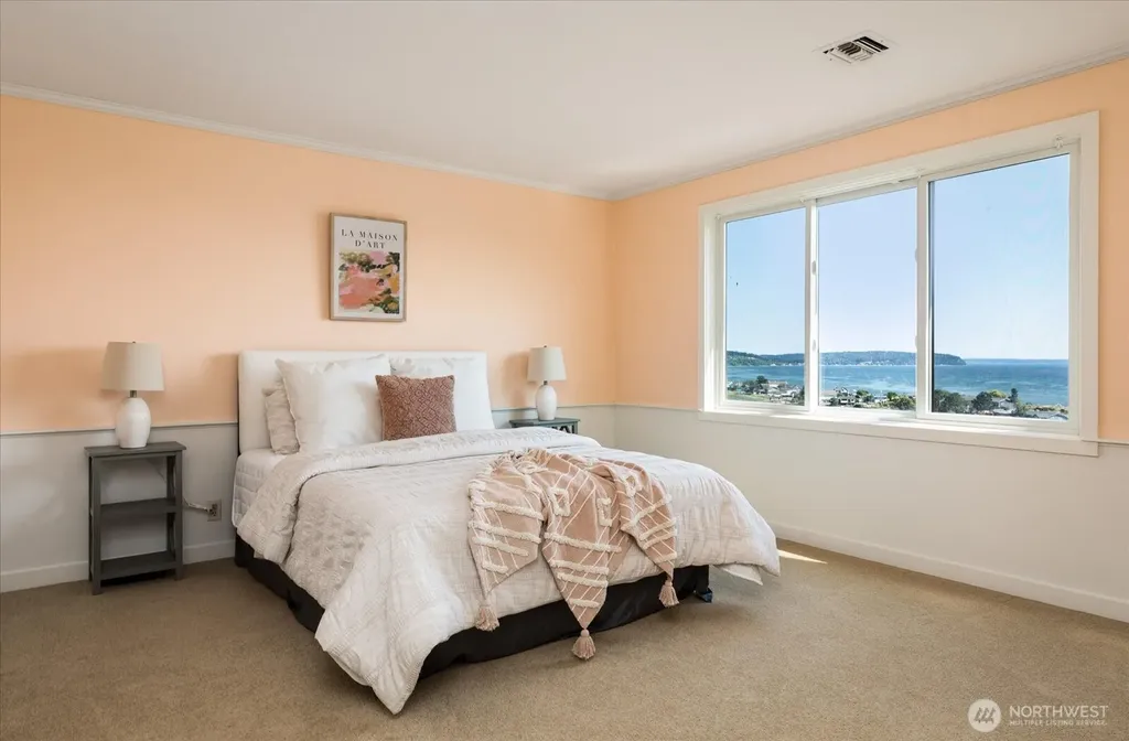 2374 Soundview Drive Langley WA 98260