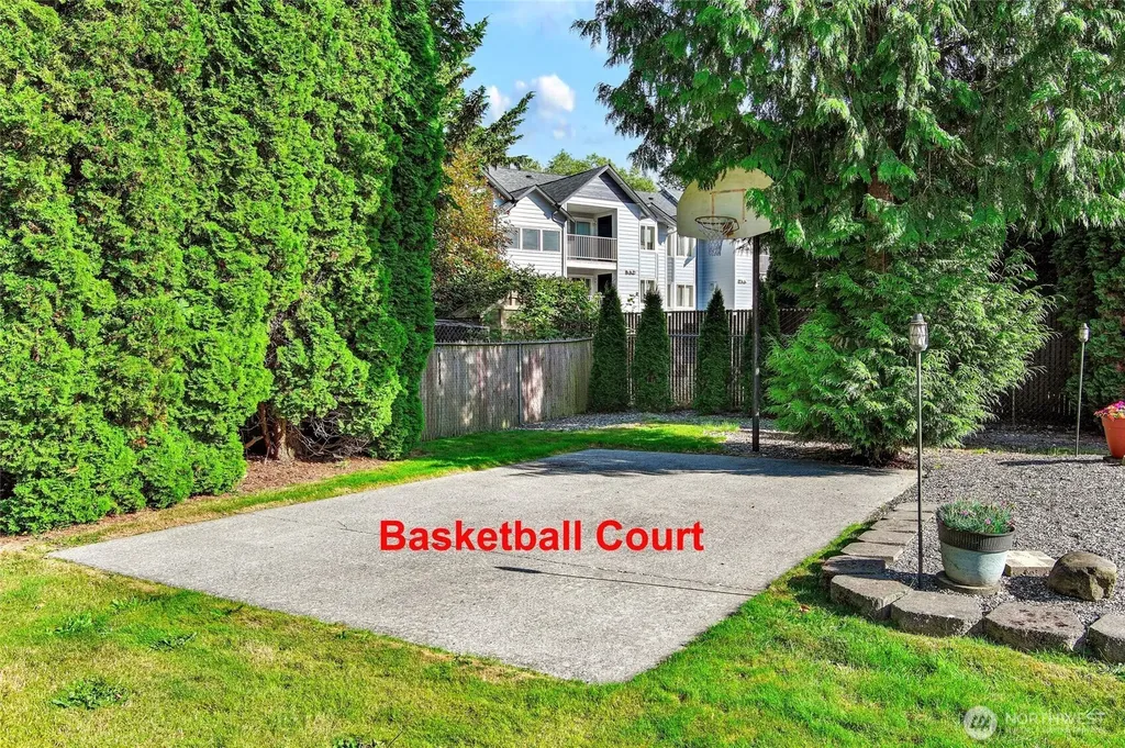 1217 S Walnut Street Burlington WA 98233