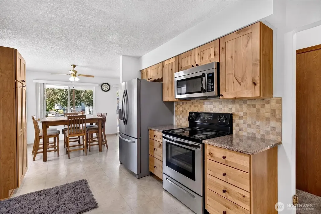 301 Arrowhead Place SW Mattawa WA 99349