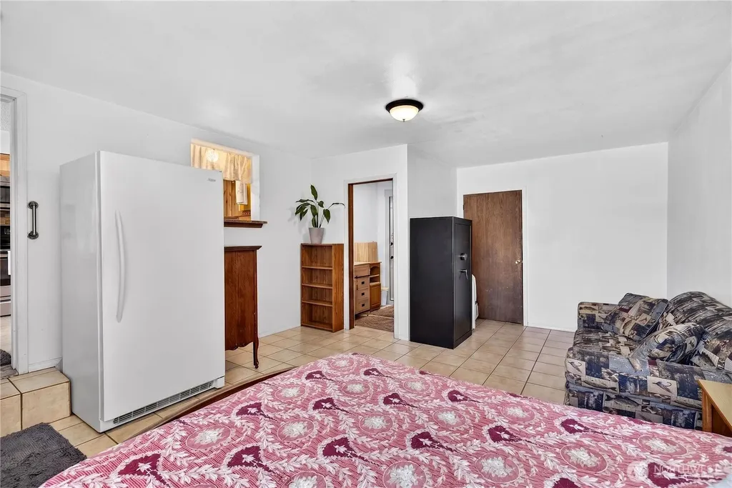 301 Arrowhead Place SW Mattawa WA 99349
