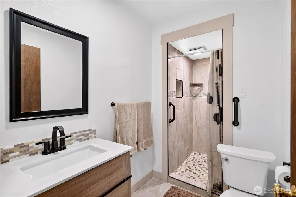 301 Arrowhead Place SW Mattawa WA 99349