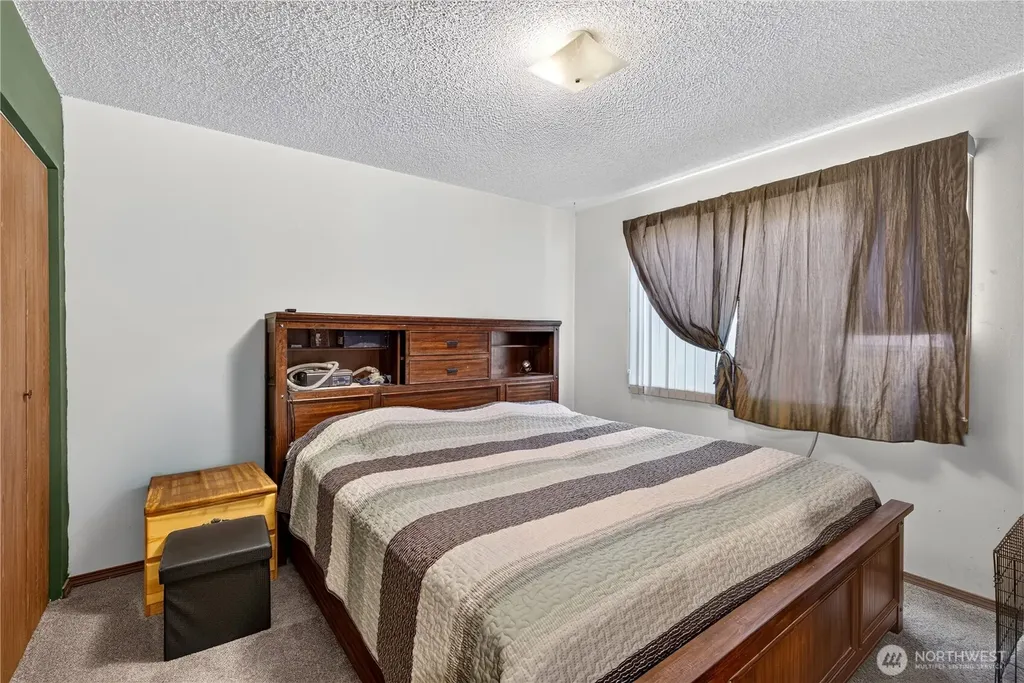 301 Arrowhead Place SW Mattawa WA 99349