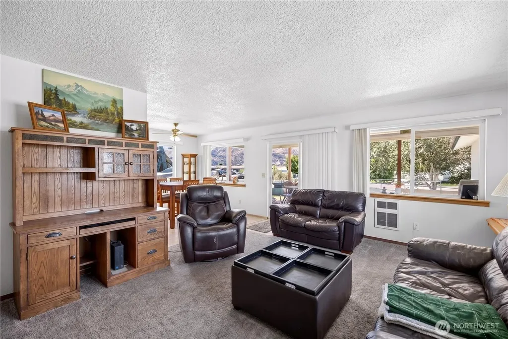 301 Arrowhead Place SW Mattawa WA 99349