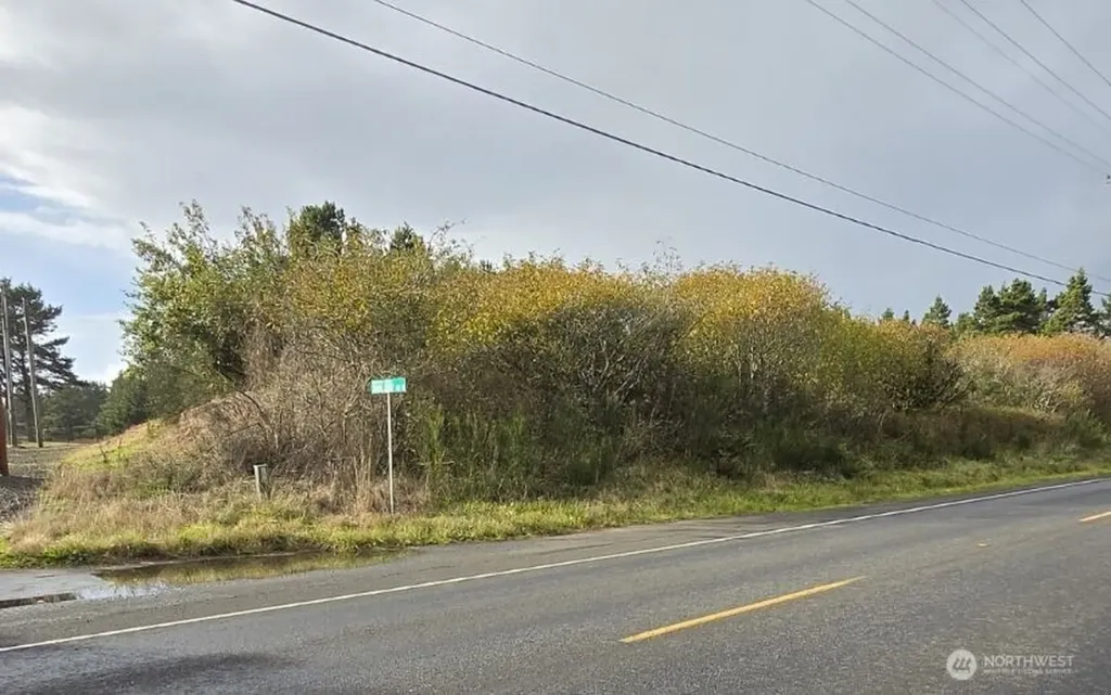 47 State Route 105 S Grayland WA 98547
