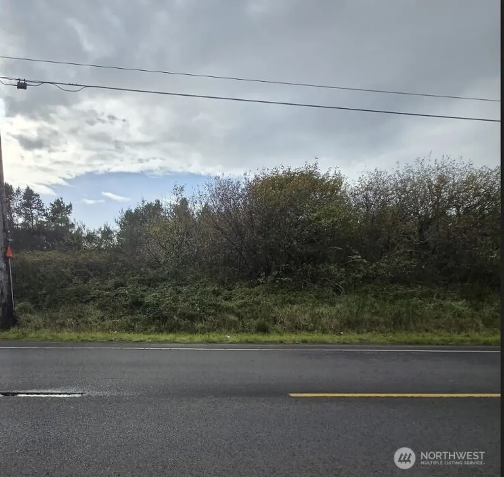 47 State Route 105 S Grayland WA 98547