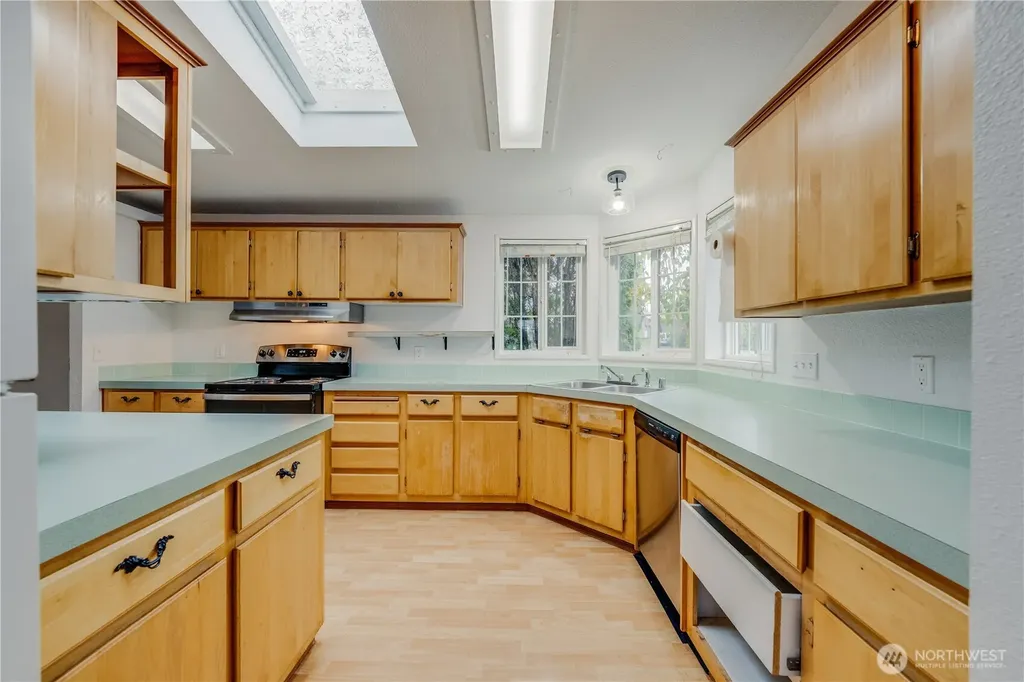 704 87th Avenue NE Lake Stevens WA 98258