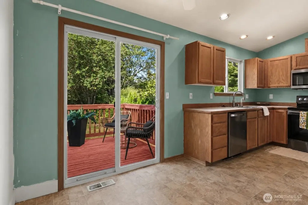 1023 Loves Hill Drive Sultan WA 98294