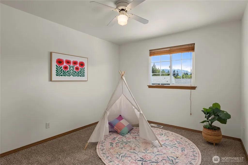 1023 Loves Hill Drive Sultan WA 98294