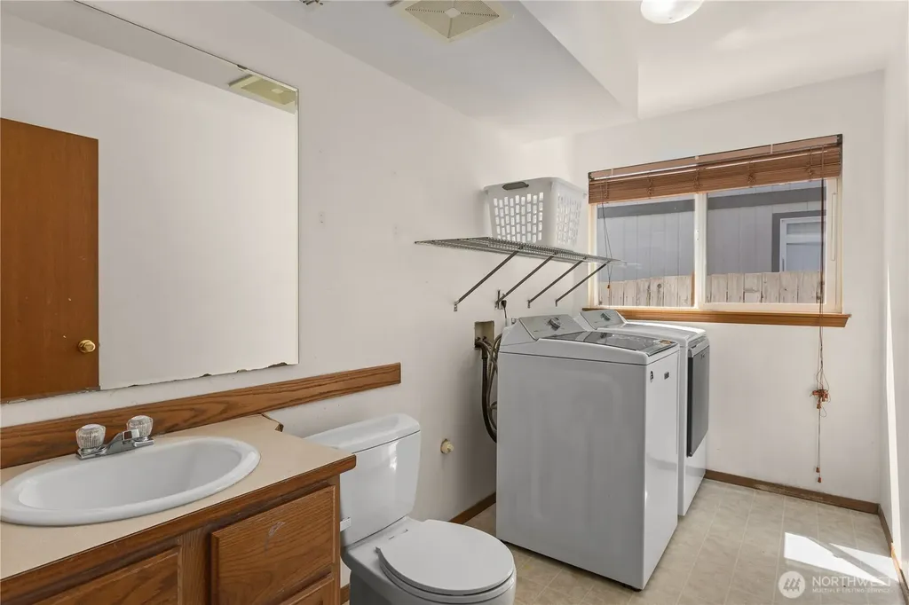 1023 Loves Hill Drive Sultan WA 98294