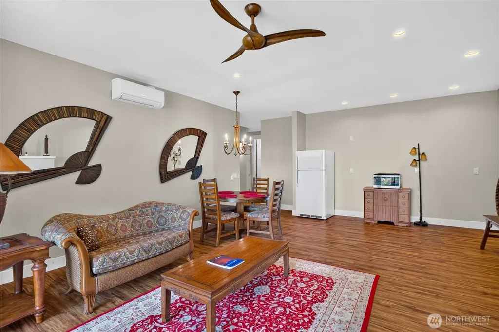 4402 E Avenue Anacortes WA 99221