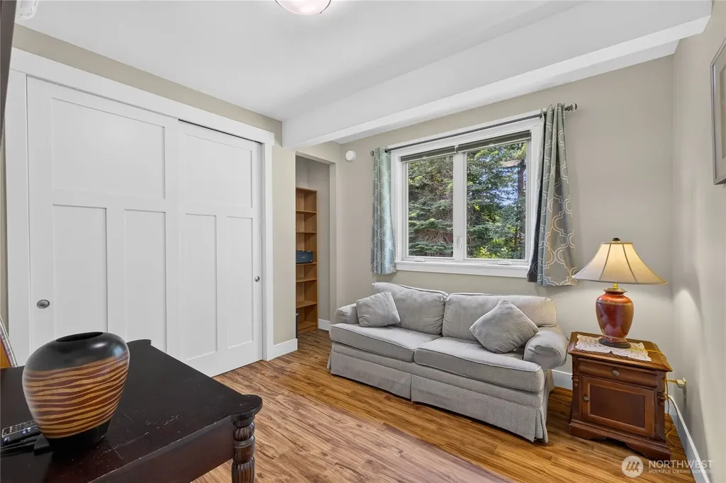 4402 E Avenue Anacortes WA 99221