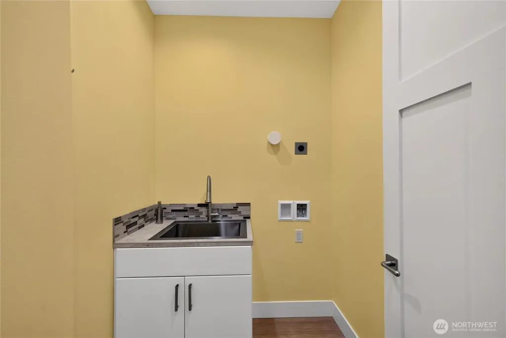 4402 E Avenue Anacortes WA 99221