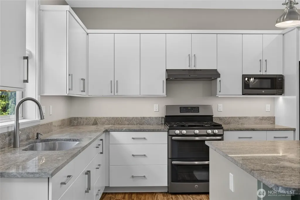 4402 E Avenue Anacortes WA 99221