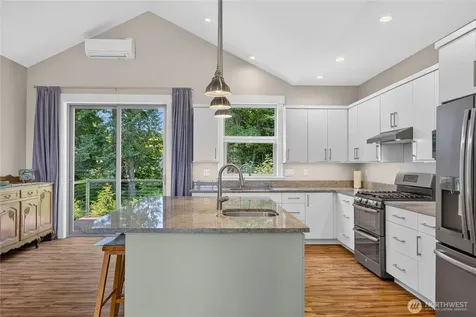 4402 E Avenue Anacortes WA 99221