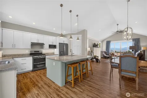 4402 E Avenue Anacortes WA 99221