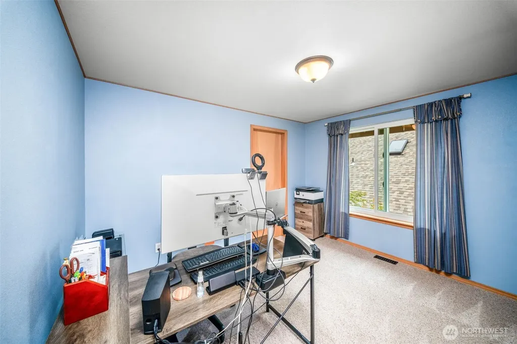 911 Sarah Court NW Olympia WA 98502