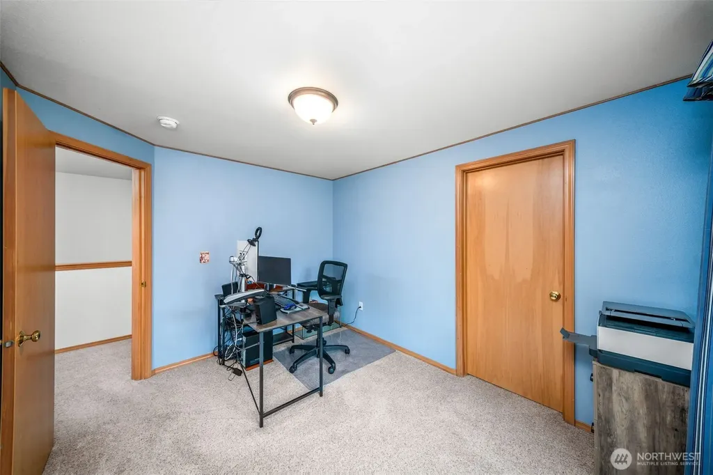 911 Sarah Court NW Olympia WA 98502