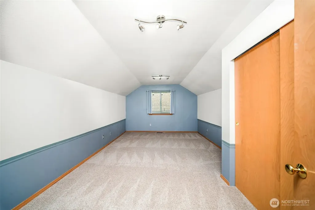 911 Sarah Court NW Olympia WA 98502