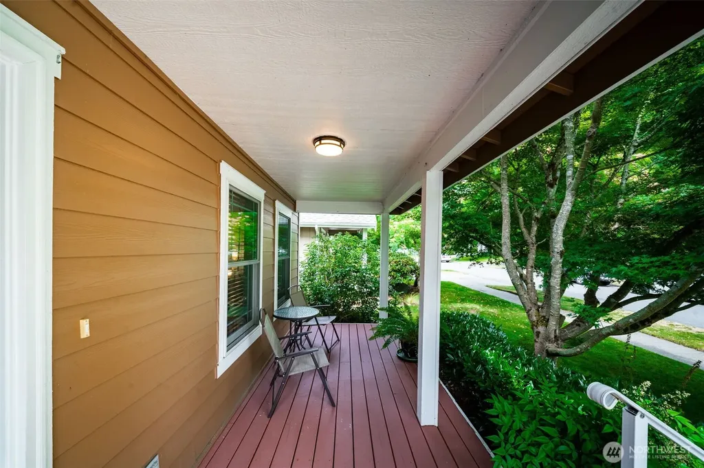 911 Sarah Court NW Olympia WA 98502