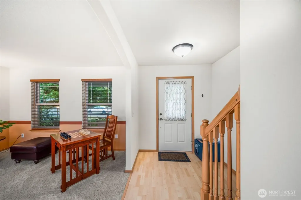 911 Sarah Court NW Olympia WA 98502