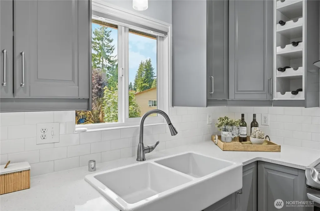 21812 2nd Avenue SE Bothell WA 98021