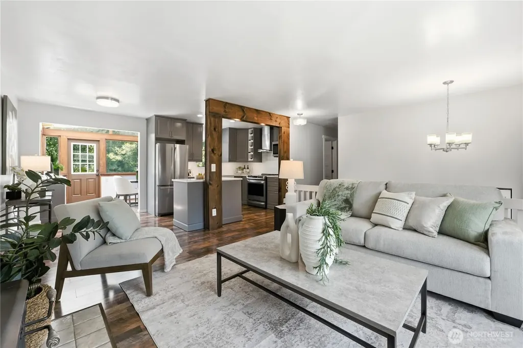 21812 2nd Avenue SE Bothell WA 98021