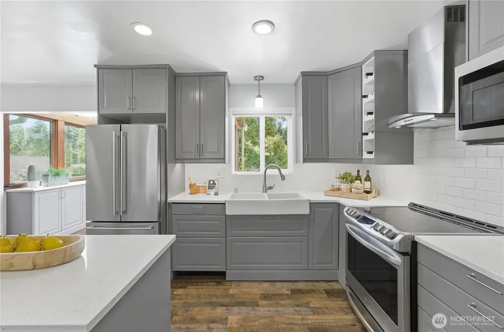 21812 2nd Avenue SE Bothell WA 98021