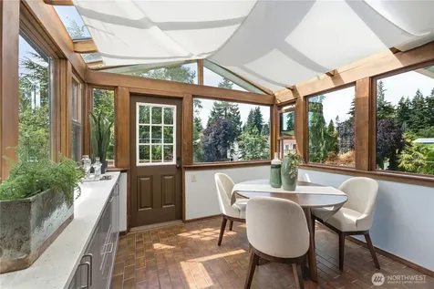 21812 2nd Avenue SE Bothell WA 98021
