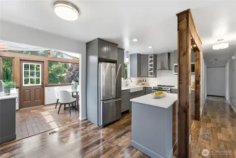21812 2nd Avenue SE Bothell WA 98021