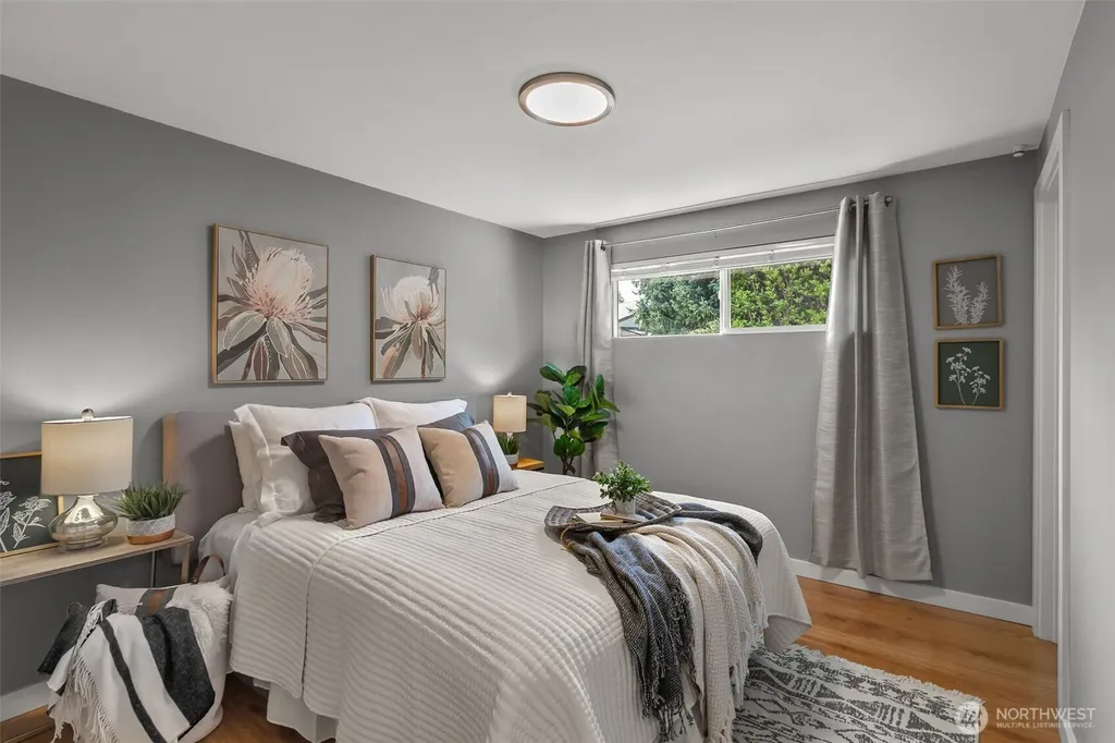 10527 Beardslee Boulevard Bothell WA 98011