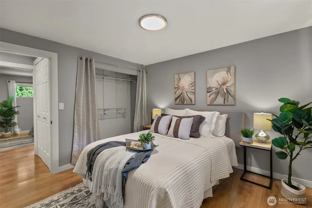 10527 Beardslee Boulevard Bothell WA 98011