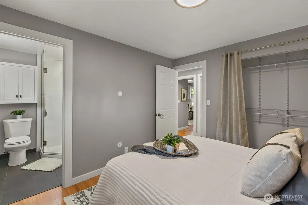 10527 Beardslee Boulevard Bothell WA 98011