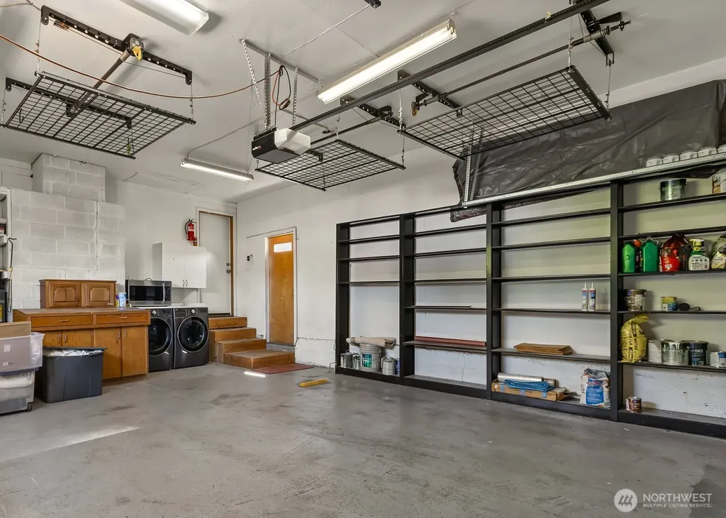 10527 Beardslee Boulevard Bothell WA 98011