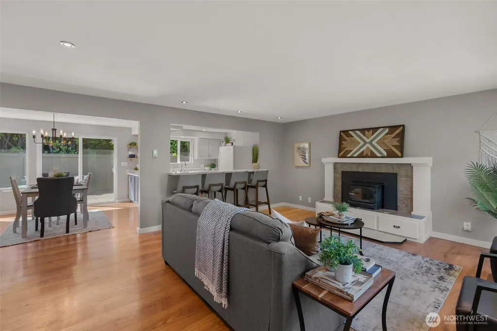 10527 Beardslee Boulevard Bothell WA 98011