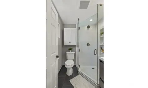 10527 Beardslee Boulevard Bothell WA 98011