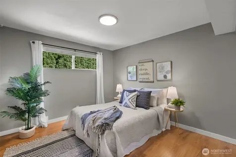 10527 Beardslee Boulevard Bothell WA 98011